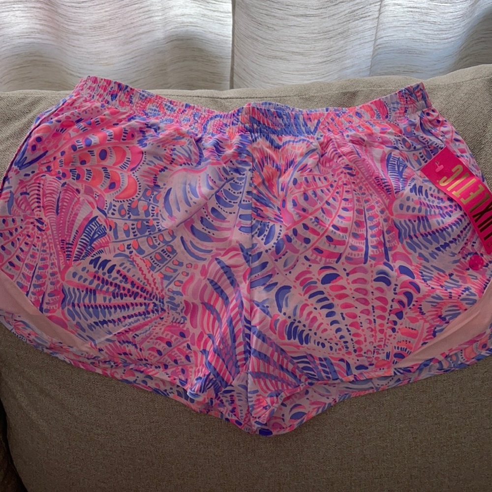 Lilly Pulitzer size small ocean trail shorts